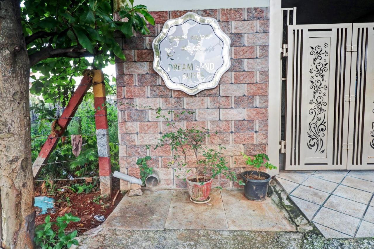 Townhouse Oak Dreamland Suites Yelahanka Екстериор снимка